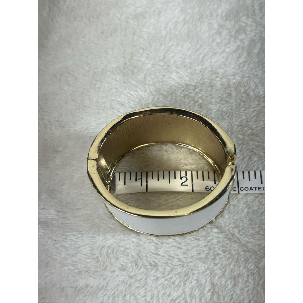 White and Gold Cuff Bracelet with Spring Hinge - Picture 4 of 5
